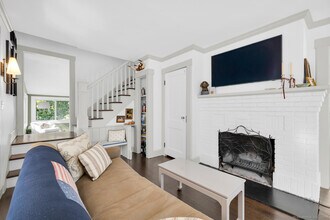 53 Noroton Ave in Darien, CT - Building Photo - Building Photo