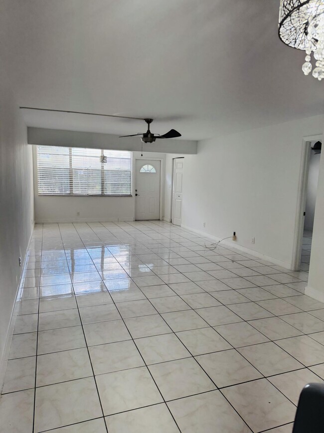 2940 SW 22nd Ave in Delray Beach, FL - Building Photo - Building Photo