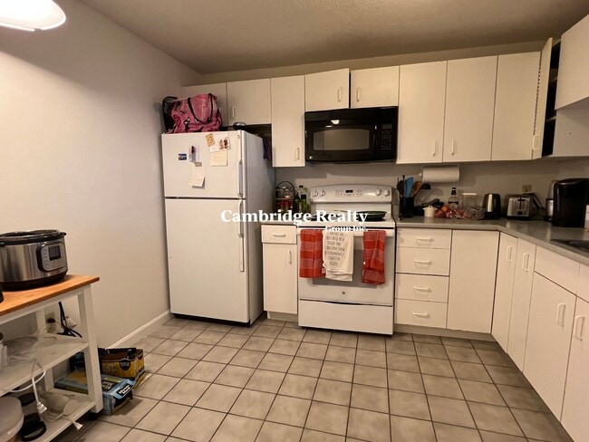 151 Beacon St, Unit 410B, Unit 410B