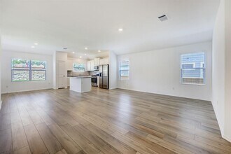 171 Mendoza in Kyle, TX - Building Photo - Building Photo