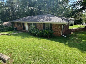 4351 Hendrix Dr in Forest Park, GA - Building Photo