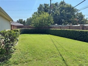 3784 Weeburn Dr in Dallas, TX - Building Photo - Building Photo
