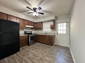 1617 McPherson St, Unit A in Greensboro, NC - Building Photo - Building Photo