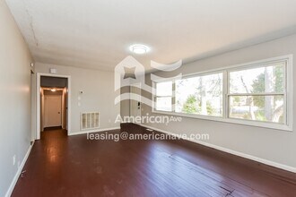 1502 Whiteford Rd in Columbia, SC - Foto de edificio - Building Photo