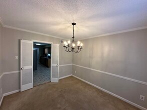 8009 Farmington Blvd in Germantown, TN - Building Photo - Building Photo