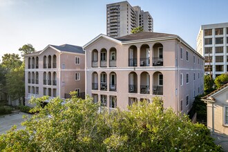 Chateau Briar Hollow in Houston, TX - Building Photo - Building Photo