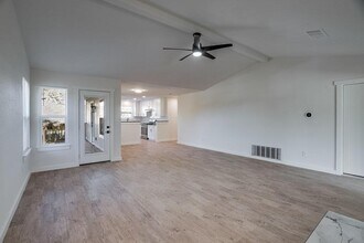 12910 Covington Trail in Austin, TX - Building Photo - Building Photo