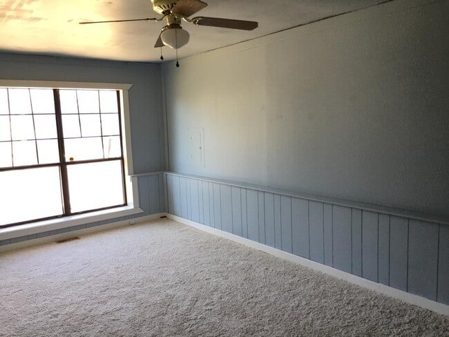 908 Redstone Ln in Birmingham, AL - Building Photo - Building Photo