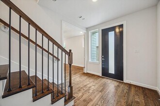 2013 Hickory St in Houston, TX - Building Photo - Building Photo