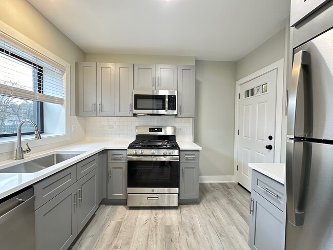 1144 Oak Ave in Evanston, IL - Building Photo - Building Photo