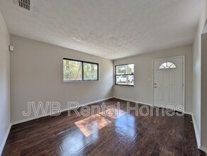 7071 Wonderland Ct in Jacksonville, FL - Building Photo - Building Photo