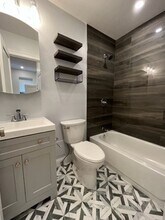 41 Saint Botolph St, Unit 2R in Boston, MA - Building Photo - Building Photo