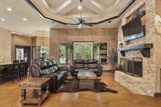 11058 Crawford Circle in Montgomery, TX - Building Photo - Building Photo