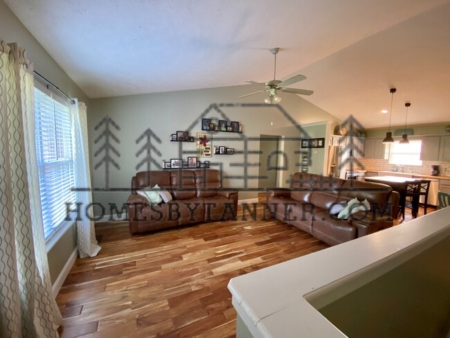 481 Yenowine Ln in Georgetown, IN - Building Photo - Building Photo
