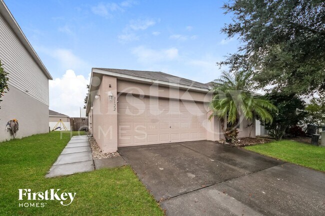 3122 Whispering Trails St in Winter Haven, FL - Building Photo - Building Photo