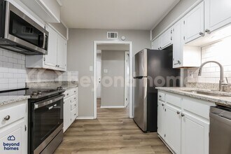 8 Random Oaks Cove in Maumelle, AR - Building Photo - Building Photo