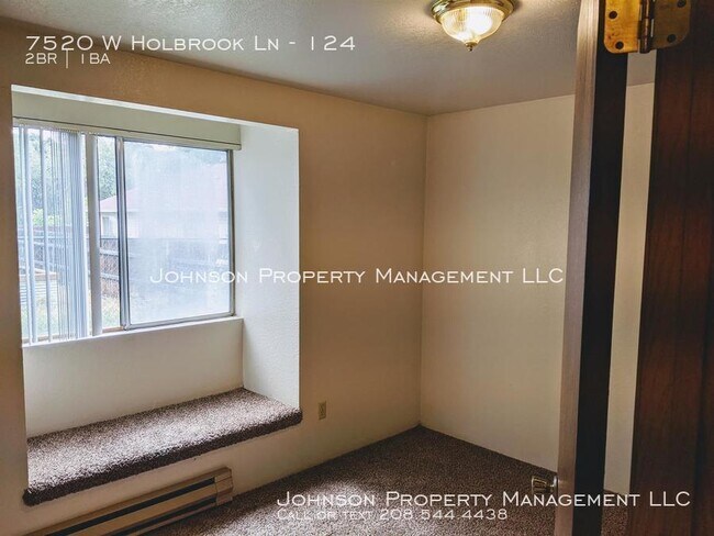 7520 W Holbrook Ln-Unit -124 in Boise, ID - Building Photo - Building Photo