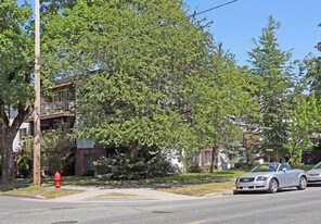 95 E 16th Ave in Vancouver, BC - Building Photo