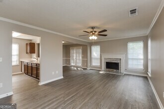 3780 Wesley View in Decatur, GA - Building Photo - Building Photo