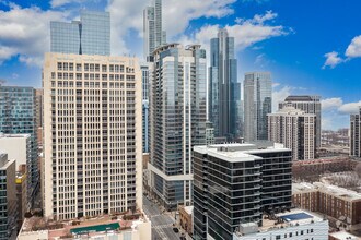 1335 S Michigan Ave in Chicago, IL - Building Photo - Building Photo
