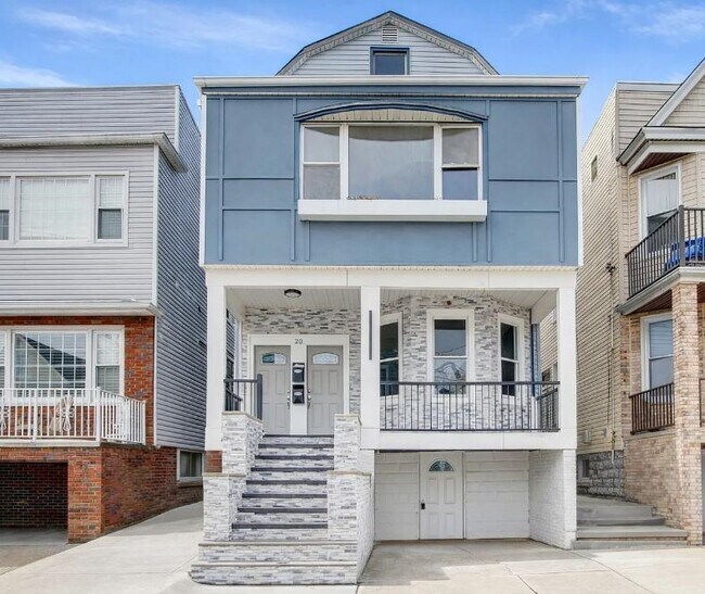 property at 20 W 49th St