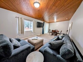 114 Maple Manor Dr in Syracuse, NY - Building Photo