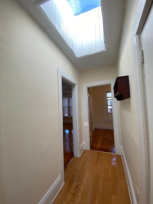 43 Florence St, Unit #2 in Somerville, MA - Building Photo - Building Photo