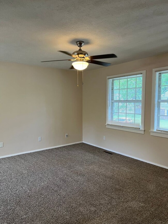 3313 W Winchester Rd in Springfield, MO - Building Photo - Building Photo