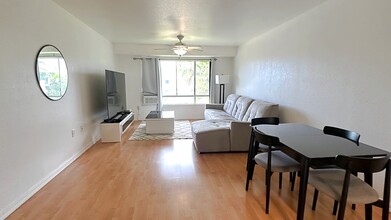 91-1058 Kekuilani Loop, Unit B207 in Kapolei, HI - Building Photo - Building Photo