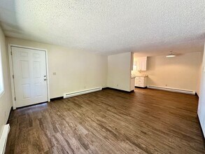 1104 E 14th Ave in Ellensburg, WA - Building Photo - Building Photo