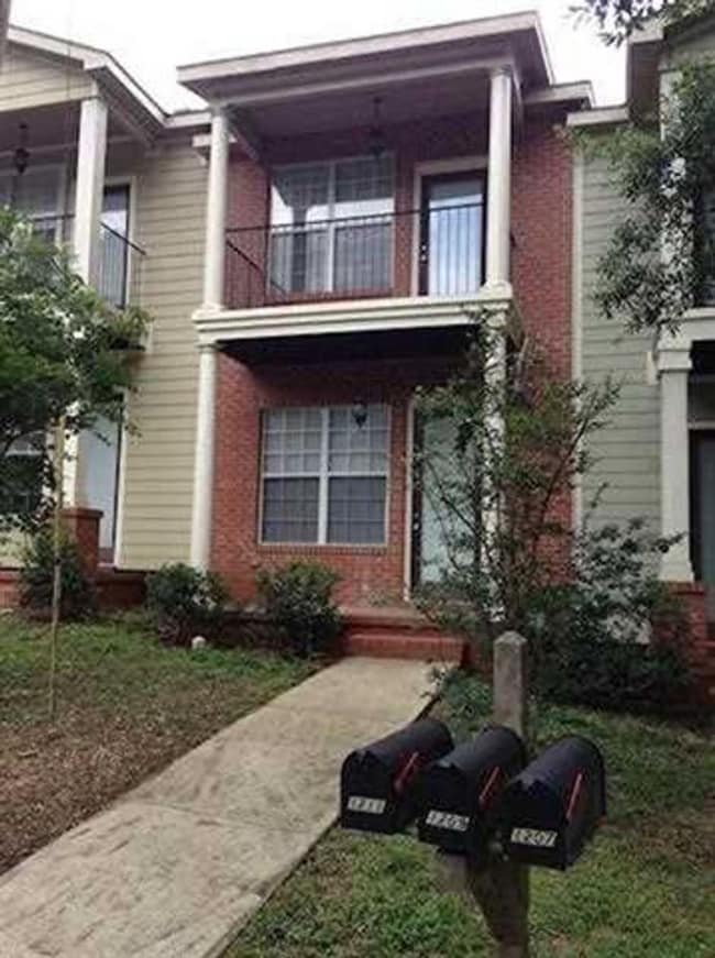 1209 N Duval St in Tallahassee, FL - Building Photo - Building Photo