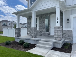 837 N Marble Rd in Tooele, UT - Building Photo - Building Photo
