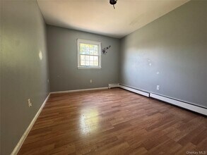 105 N Main St in Monroe, NY - Building Photo - Building Photo