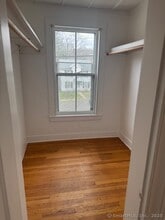 75 Chestnut St in Bethel, CT - Building Photo - Building Photo