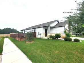 101 Prosecco Path in Leander, TX - Building Photo - Building Photo