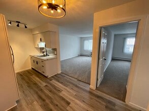 Saint Clair Apartments in Sheboygan, WI - Building Photo - Building Photo