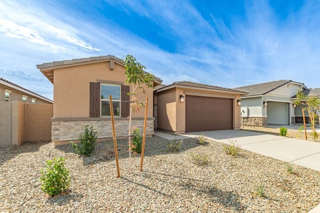 property at 15999 W Honeysuckle Dr
