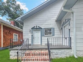 1111 Lawton Pl SW in Atlanta, GA - Building Photo - Building Photo