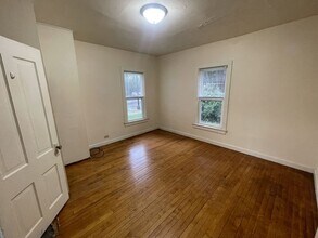 600 W Lincoln Ave in Oshkosh, WI - Building Photo - Building Photo