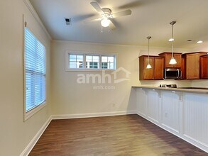 107 Windy Creek Ln in Apex, NC - Building Photo - Building Photo