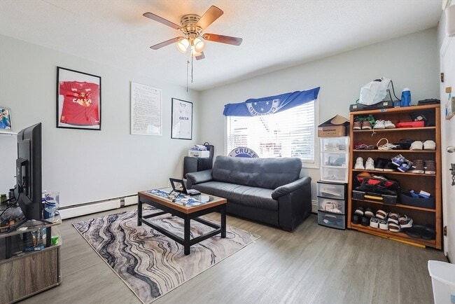 104 Oak St in Fall River, MA - Building Photo - Building Photo