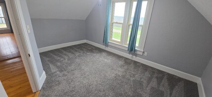 10006 60th Ave SW in Stewartville, MN - Foto de edificio - Building Photo