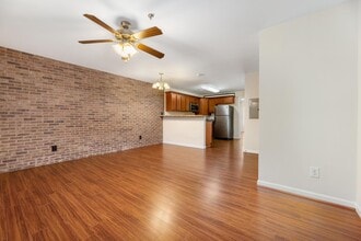 Paxton Place in Johnson City, TN - Building Photo - Building Photo