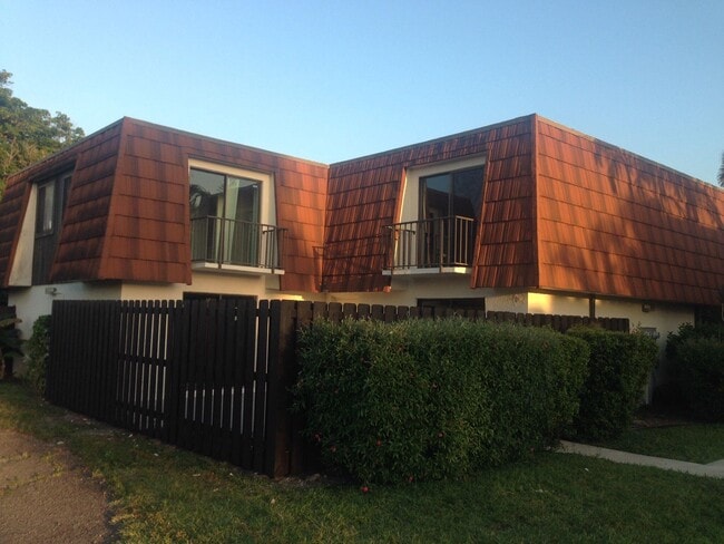 property at 2160 White Pine Cir