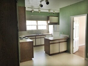 354 Ferson Ave in Iowa City, IA - Building Photo - Building Photo