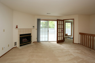 Foxhaven in Waukesha, WI - Building Photo - Interior Photo