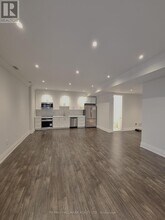 38 Harrison Ave in Mississauga, ON - Building Photo - Building Photo