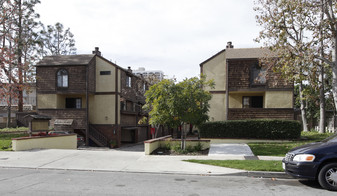 1925 Anaheim Ave Apartamentos