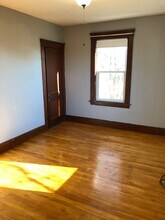 53 Pilgrim Ave, Unit floor 2 in Worcester, MA - Building Photo - Building Photo