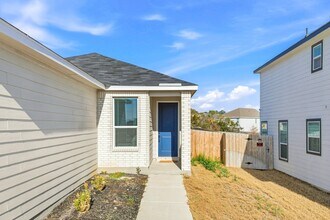 15307 Oceanus Dr in San Antonio, TX - Building Photo - Building Photo